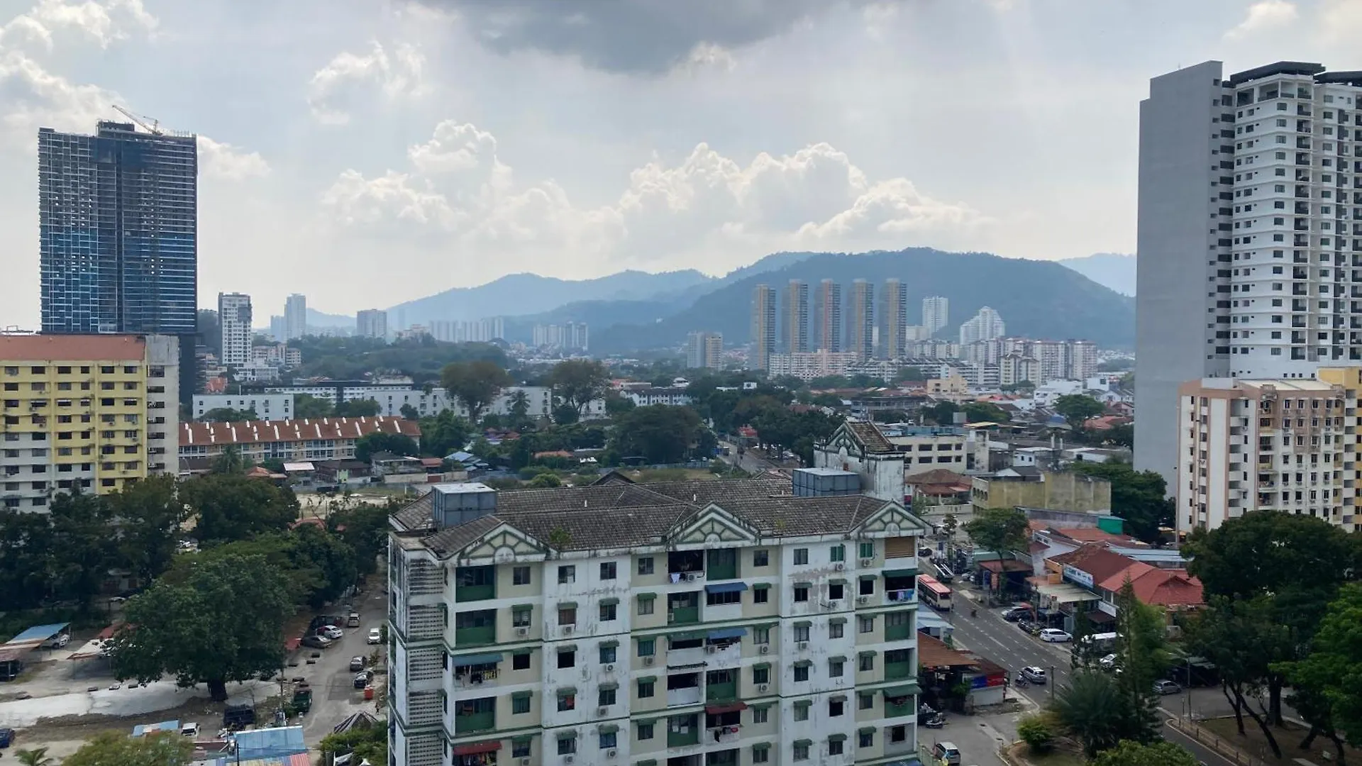 Straits Garden Suite Jelutong Georgetown